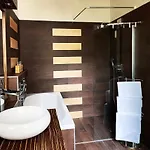 Deluxe Cosmopolitan With Free Parking 부다페스트