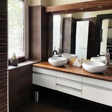 Deluxe Cosmopolitan Apartment Budapest