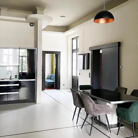 Appartement Deluxe Cosmopolitan With Free Parking