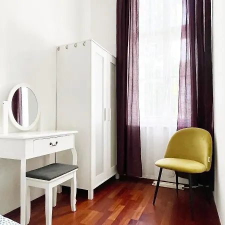 Apartament Deluxe Cosmopolitan Budapest, With Private Parking *